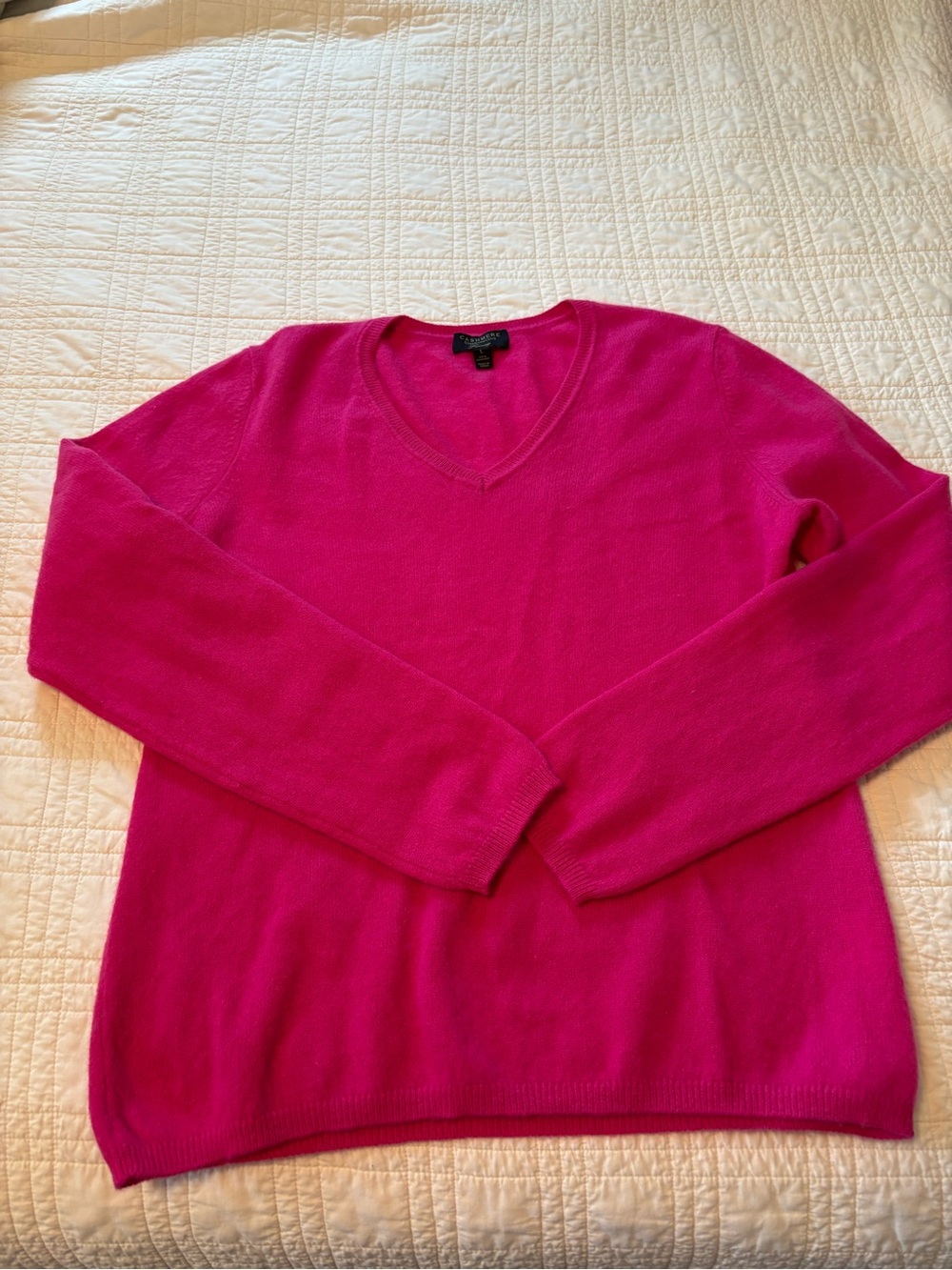 Cashmere V-neck Sweater - Picture 1 of 3